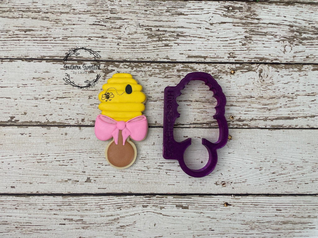 Bee Hive Rattle with Bow Cookie Cutter