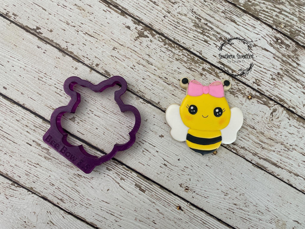 Bee with Bow Cookie Cutter