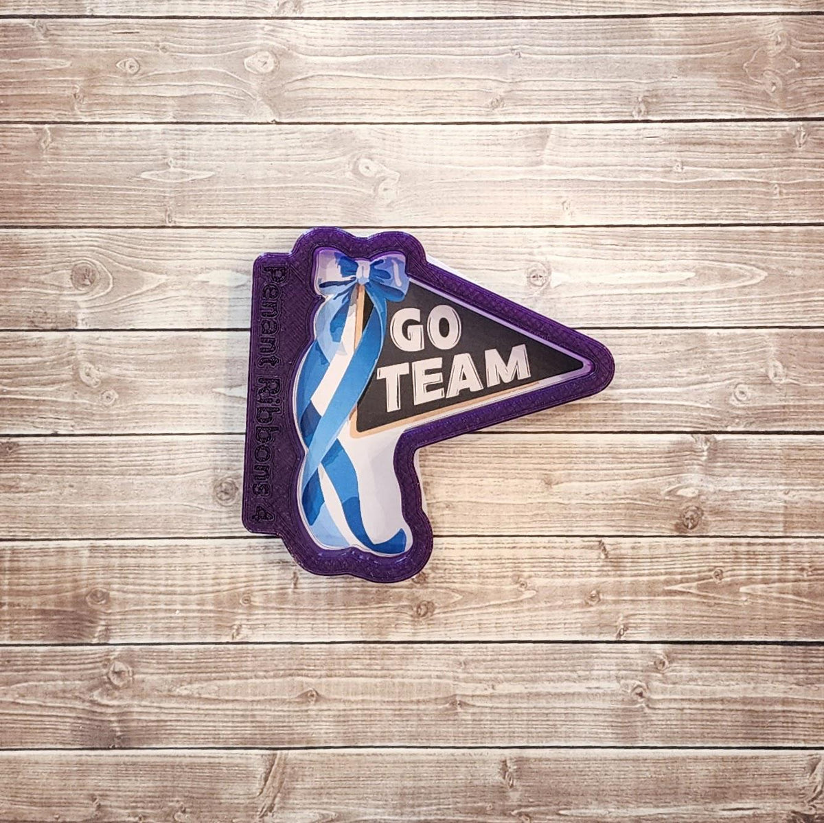 Pennant with Ribbons Cookie Cutter – Bobbi's Cutters