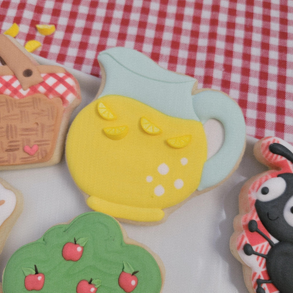 Lemonade #2 Cookie Cutter