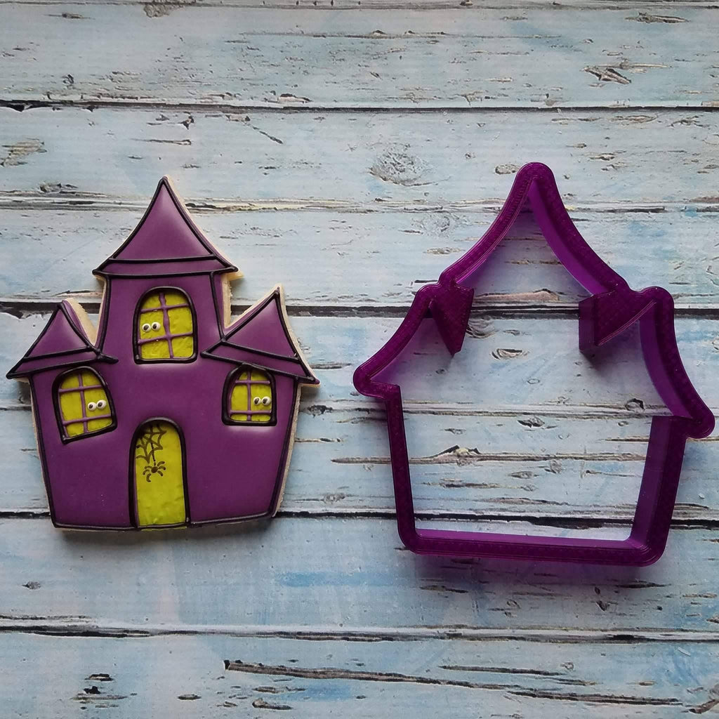 Digital STL File for Haunted House or Creepy House Cookie Cutter or Fondant Cutter and Clay Cutter