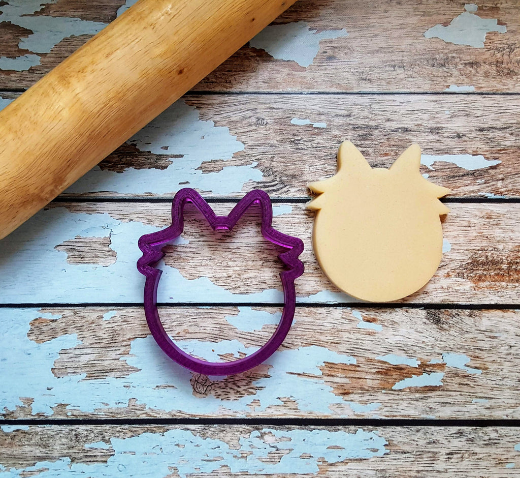 Round Baby Bib with Bow or Circle Plaque with Bow or Wreath Cookie Cutter and Fondant Cutter and Clay Cutter