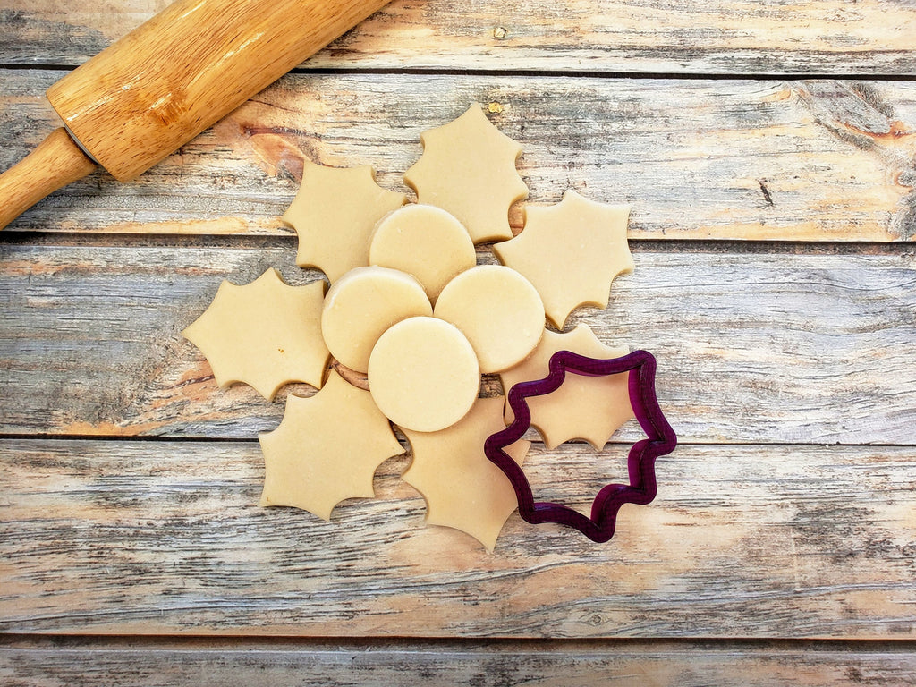 Holly Leaf Cookie Cutter (circle not included) and Fondant Cutter and Clay Cutter