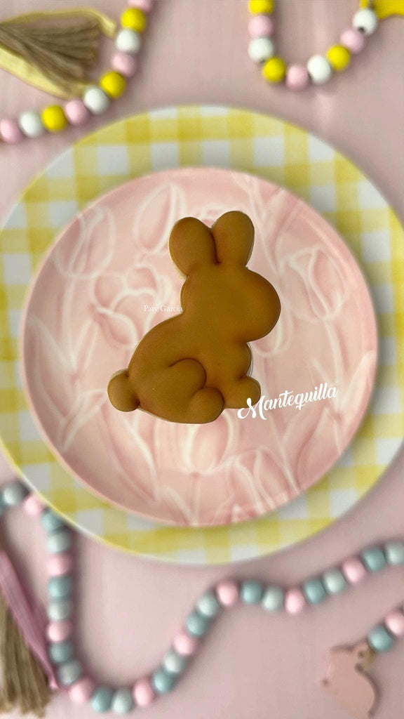 Easter Themed Cookie Cutters by Mantequilla